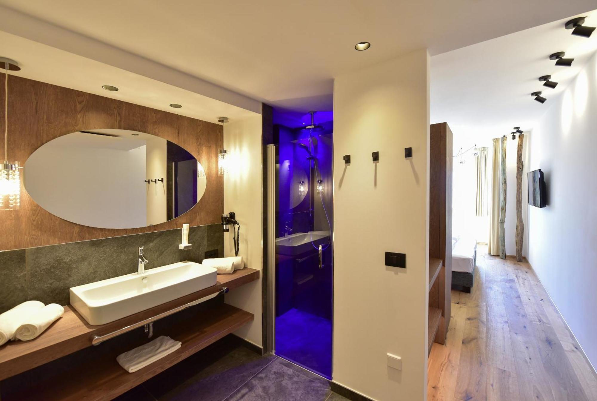 Hotel Goldene Traube Termeno Extérieur photo